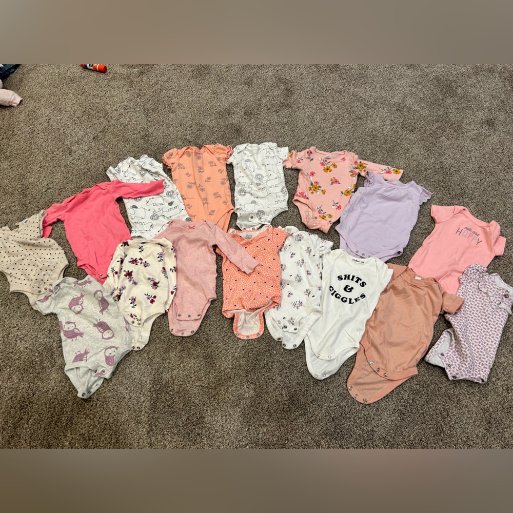 3-6 month bundle - Picture 2 of 4